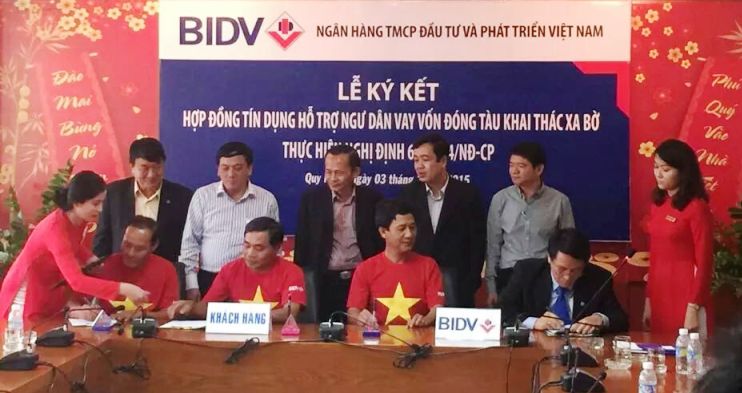 4 ngư dân đầu tiên tại Bình Định được vay vốn đóng tàu vỏ thép khai thác hải sản xa bờ